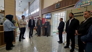 دیدار مدیران شهری زنجان از کتابخانه‌ها