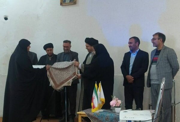 «شیدایی» و «سیب سبز لبنان»؛ ثمره سال‌ها تلاش صدیقه شاهسون در سامان رونمایی شد &nbsp;