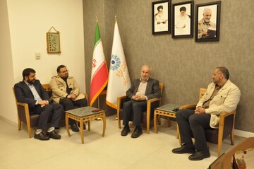 دیدار با نمایندگان