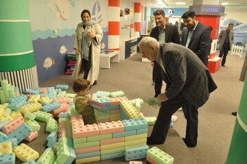 دیدار با نمایندگان