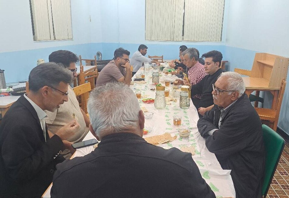 سیوهشتمین نشست ادبی «فروغ» با ضیافت افطار برگزار شد