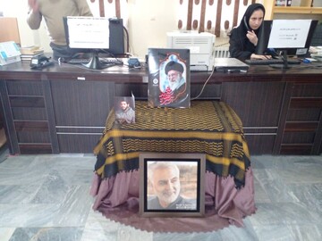 در سوگ قائد امت، امام  خامنه ای ( قدس سره) کتابخانه های عمومی استان لرستان سیاهپوش شدند.