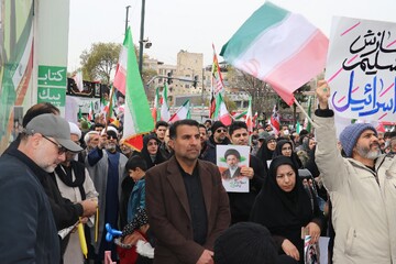 حضور اداره کل کتابخانه‌های عمومی استان خراسان‌رضوی با کتابخانه عمومی سیار شهید ابوالفضل روشنک