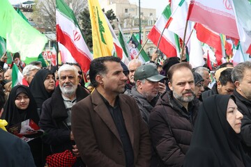 حضور اداره کل کتابخانه‌های عمومی استان خراسان‌رضوی با کتابخانه عمومی سیار شهید ابوالفضل روشنک