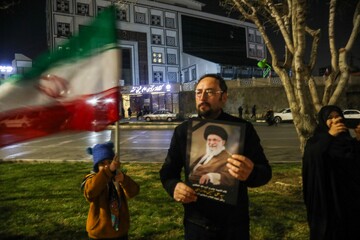موکب فرهنگی اداره کل کتابخانه‌های عمومی استان خراسان رضوی، با همکاری کتابخانه مرکزی امام خمینی(قدس‌سره) در سوگ شهادت قائد امت اسلام