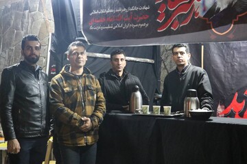 موکب فرهنگی اداره کل کتابخانه‌های عمومی استان خراسان رضوی، با همکاری کتابخانه مرکزی امام خمینی(قدس‌سره) در سوگ شهادت قائد امت اسلام