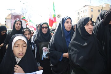 میثاق کتابداران چهارمحال و بختیاری با امام شهید امت و بیعت با رهبر  انقلاب حضرت آیت الله سیدمجتبی خامنه‌ای مدظله‌العالی