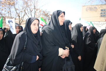 میثاق کتابداران چهارمحال و بختیاری با امام شهید امت و بیعت با رهبر  انقلاب حضرت آیت الله سیدمجتبی خامنه‌ای مدظله‌العالی