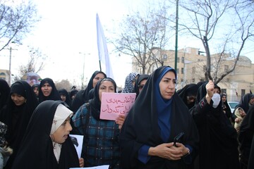 میثاق کتابداران چهارمحال و بختیاری با امام شهید امت و بیعت با رهبر  انقلاب حضرت آیت الله سیدمجتبی خامنه‌ای مدظله‌العالی