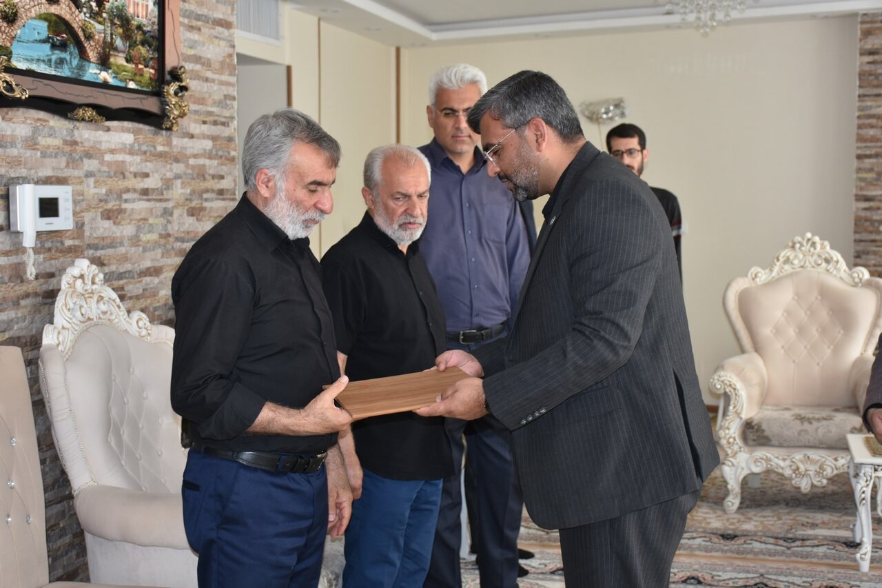 شهیده دکتر نرجس شیخ‌پور شیرازی آگاهانه در مسیر کشور قدم گذاشت