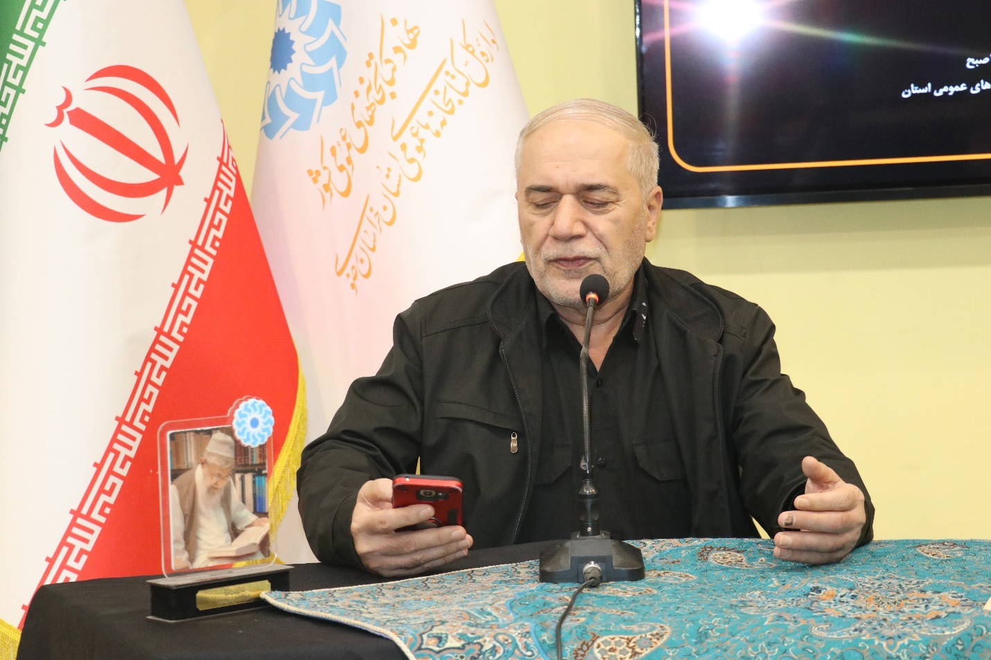 طنین «امین انقلاب» در خراسان رضوی؛ محفل شعرخوانی شاعران خراسانی در رثای قائد امت