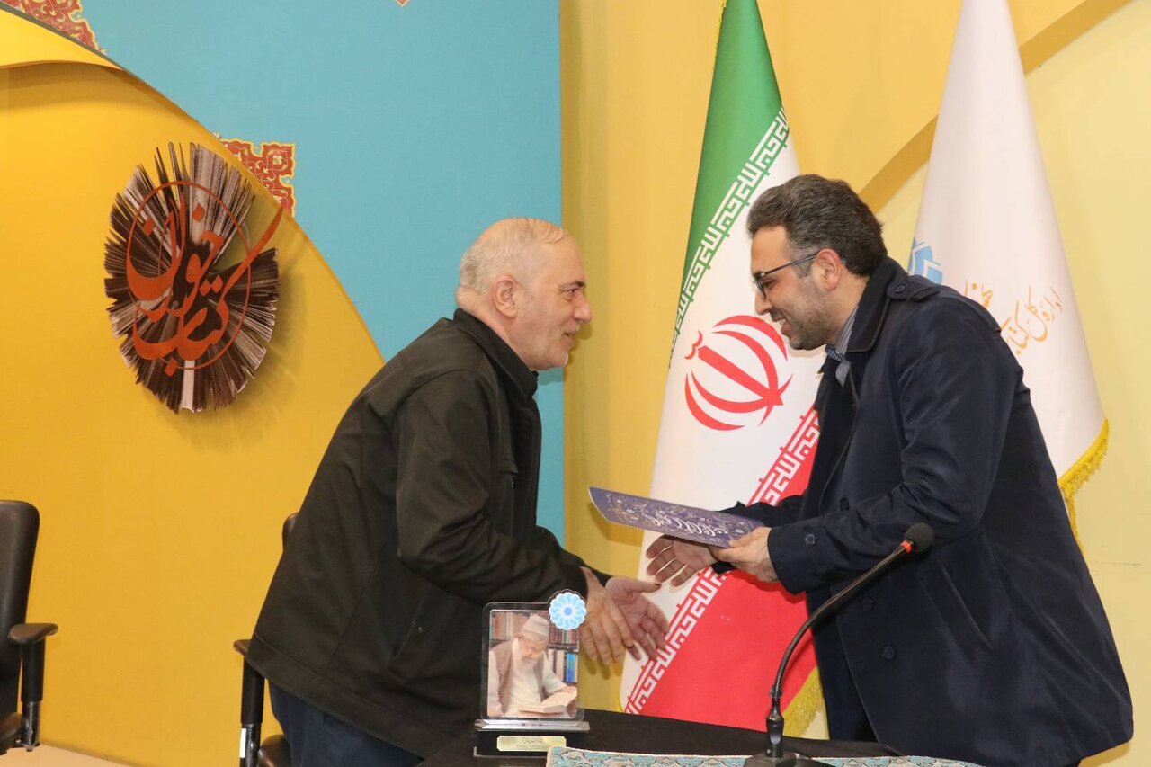 طنین «امین انقلاب» در خراسان رضوی؛ محفل شعرخوانی شاعران خراسانی در رثای قائد امت