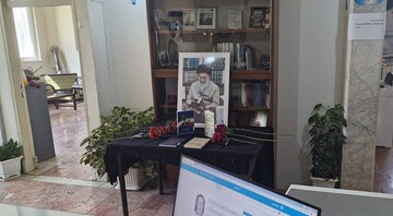فضاسازی و سیاه پوش شدن کتابخانه های عمومی آذربایجان در سوگ شهادت قائد امت اسلامی، حضرت آیت الله العظمی سیدعلی خامنه ای (قدس سره)
