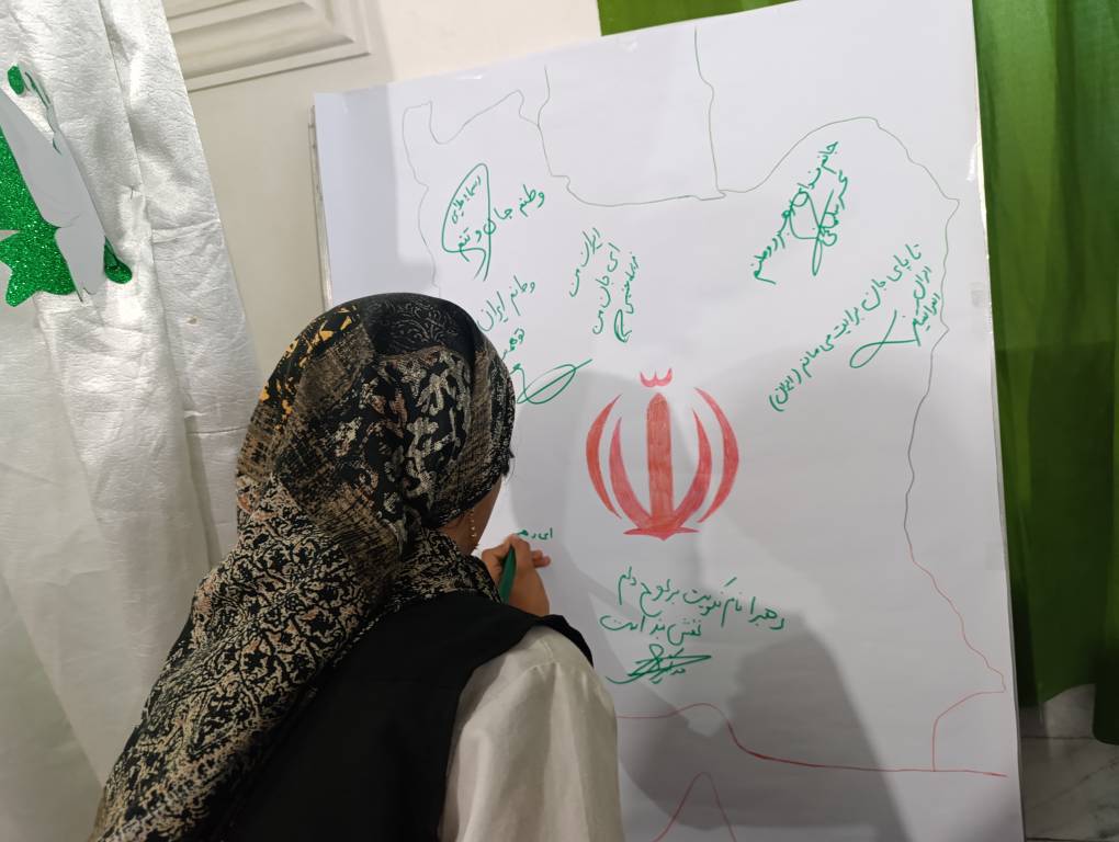 از اجرای طرح «خانه به خانه با کتابخانه» تا برگزاری پویش«ایستاده برای ایران»