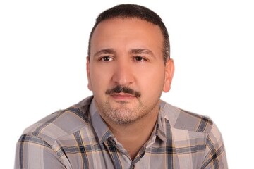 نویسنده و پژوهشگر استان مرکزی: - کراپ‌شده