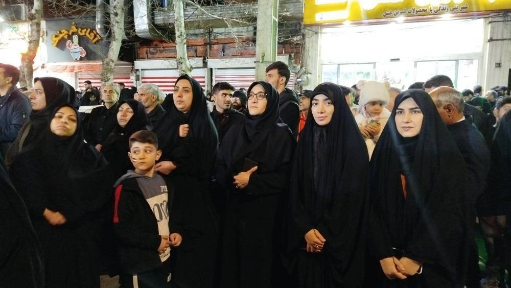 بیعت کارکنان کتابخانه های لرستان با رهبر انقلاب و حضور در تجمعات شبانه