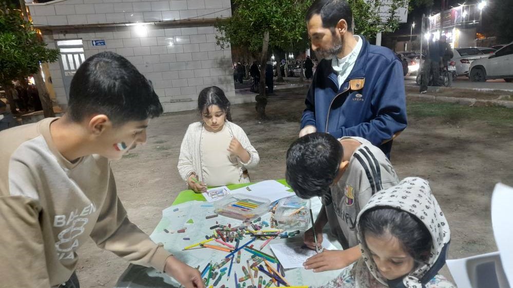 خیابان امیرکبیر آبادان میزبان پویش فرهنگی «ایستاده برای ایران» و «به رنگ ایران» شد