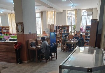 فعالیت کتابخانه های عمومی فارس در نوروز
