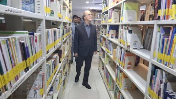 بازدید مشاور عالی وزیر فرهنگ و ارشاد اسلامی از کتابخانه مرکزی