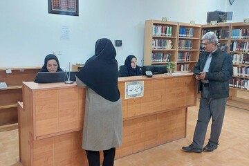 قاب تصویری فعالیت کتابخانه‌های عمومی چهارمحال و بختیاری در نوروز