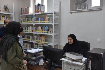 بازدید مدیرکل از کتابخانه های تبریز