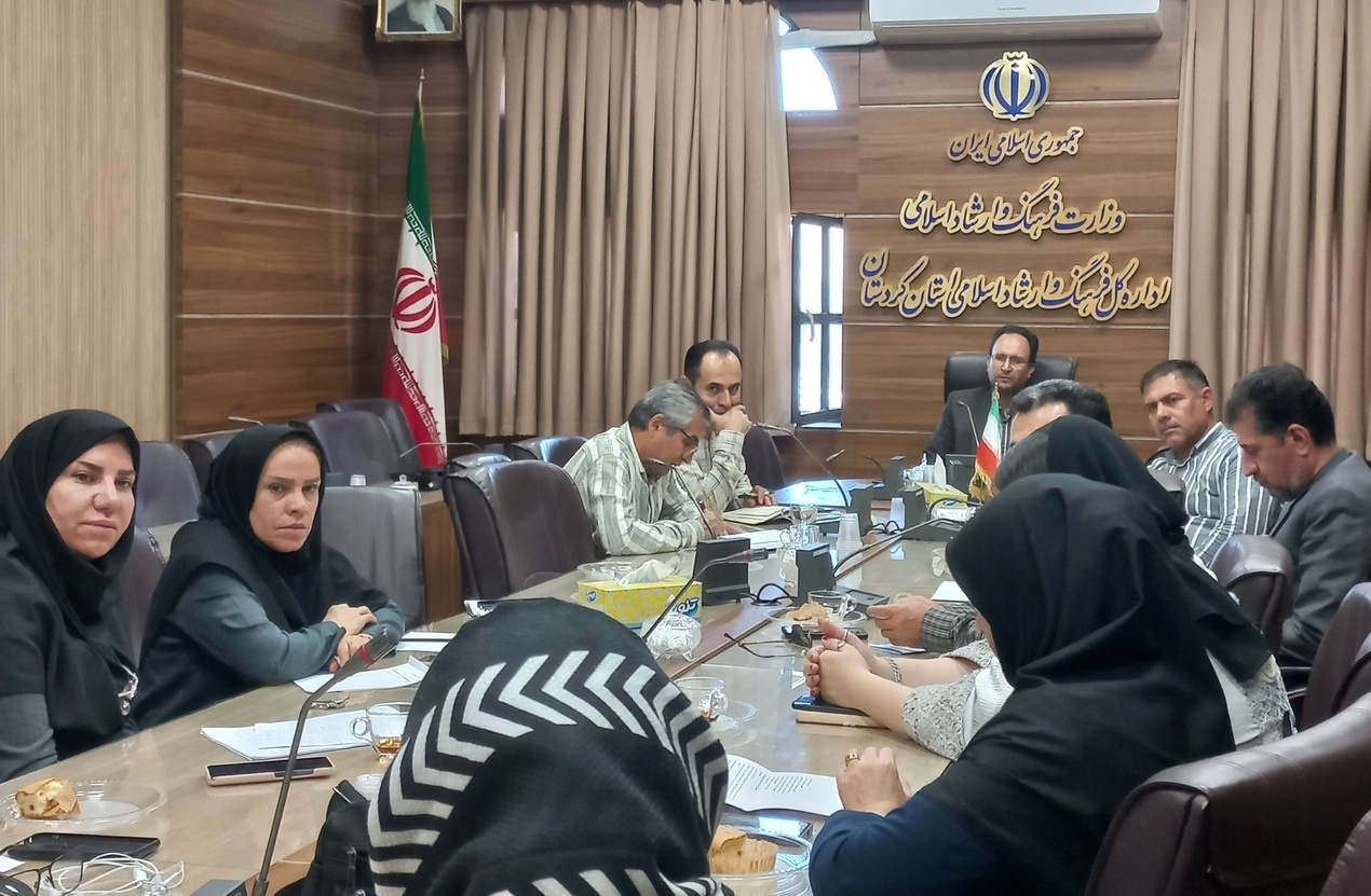 کتابخوانی در کردستان متوقف نشد/ جریان فرهنگی از «قلم هه‌ژار» تا پویش‌های مردمی