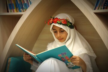 کتابخانه عمومی امام خمینی(ره) قزوین میزبانی مهربان برای اعضا
