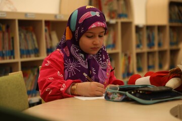 کتابخانه عمومی امام خمینی(ره) قزوین میزبانی مهربان برای اعضا