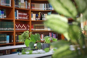 کتابخانه عمومی امام خمینی(ره) قزوین میزبانی مهربان برای اعضا