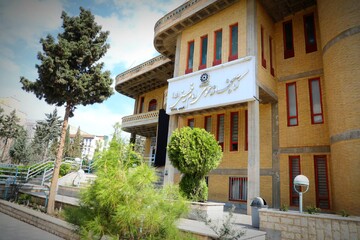 کتابخانه عمومی امام خمینی(ره) قزوین میزبانی مهربان برای اعضا