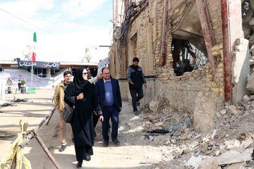 دبیرکل نهاد کتابخانه‌های عمومی کشور از کتابخانه تخریب‌شده سیدالشهدا(ع) زنجان بازدید کرد