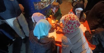 برپایی غرفه و اجرای پویش‌ فرهنگی «ایستاده برای ایران» در تجمع مردم محله تهرانپارس