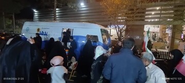 برپایی غرفه و اجرای پویش‌ فرهنگی «ایستاده برای ایران» در تجمع مردم محله تهرانپارس