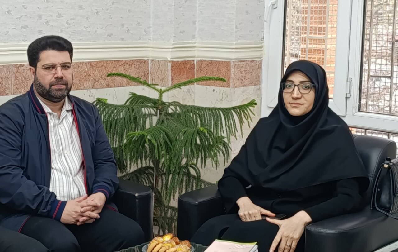 بازدید سرزده مدیرکل از کتابخانه امام جعفر صادق(ع) در شرایط جنگی تحمیلی صهیونی -امریکایی