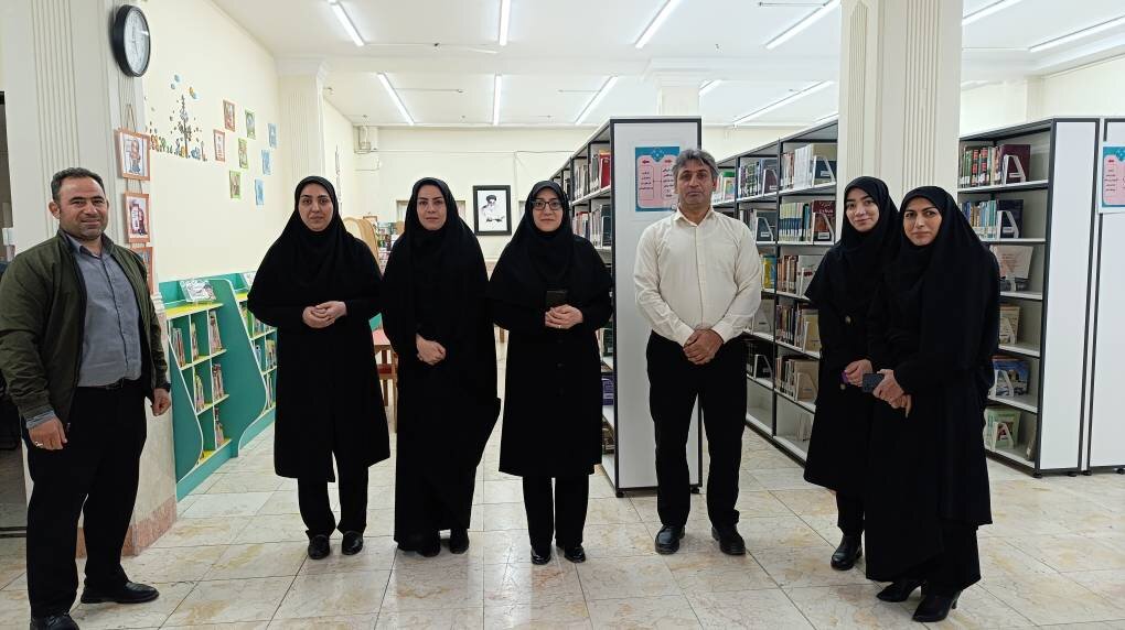 بازدید سرزده مدیرکل از کتابخانه امام جعفر صادق(ع) در شرایط جنگی تحمیلی صهیونی -امریکایی