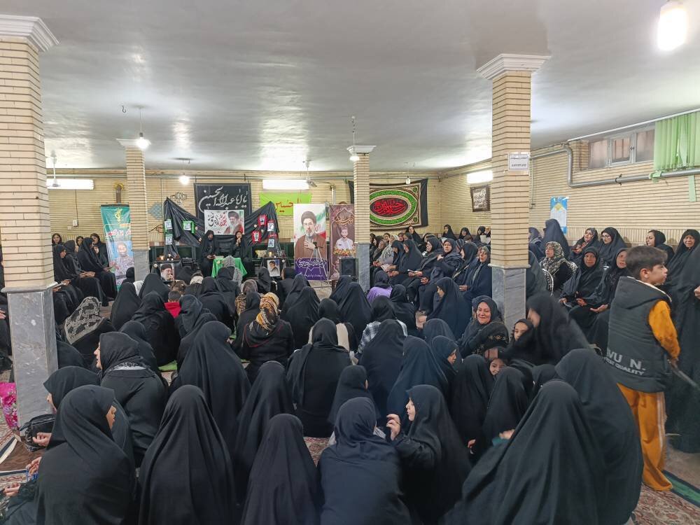 نشست تبیینی «جنگ رمضان و بررسی ابعاد تفسیری سوره فتح» در شهرستان سلماس برگزار شد
