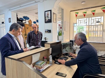 بازدید مدیر کل کتابخانه‌های عمومی از هفت کتابخانه در یزد