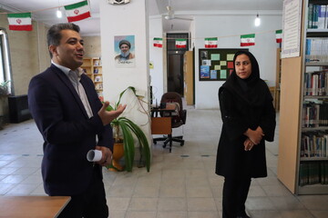 بازدید مدیر کل کتابخانه‌های عمومی از هفت کتابخانه در یزد