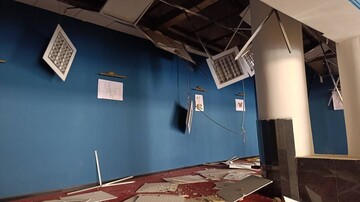 در پی حملات جنایتکارانه دشمن آمریکایی-صهیونیستی کتابخانه مرکزی خرم آباد دچار آسیب‌ قابل‌توجهی شد.