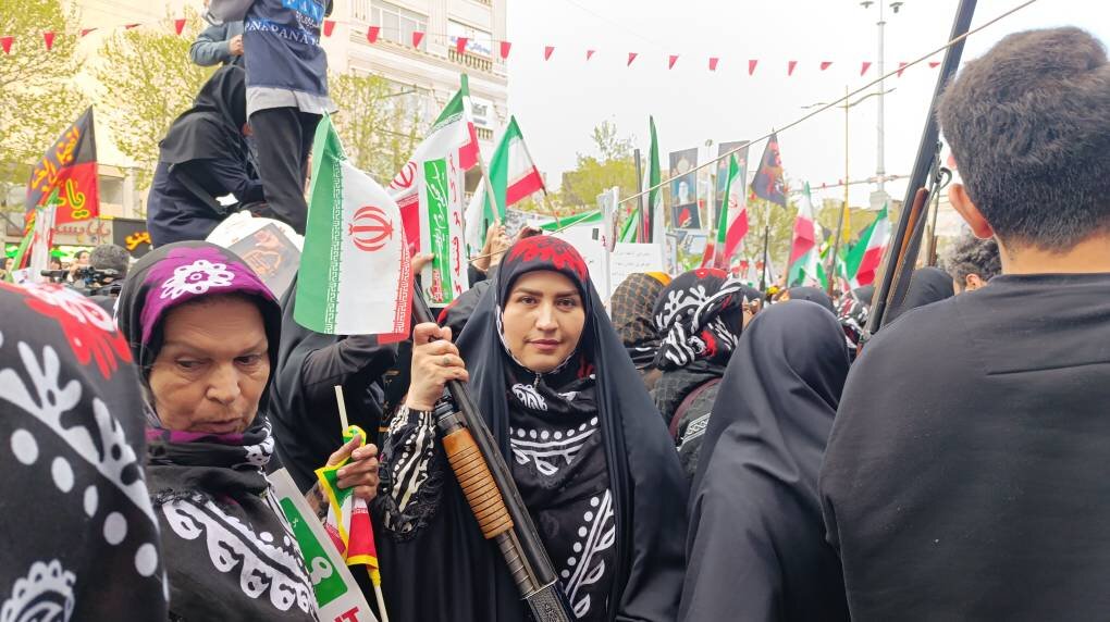 بانوان لرستانی در گردهمایی «دا»؛
