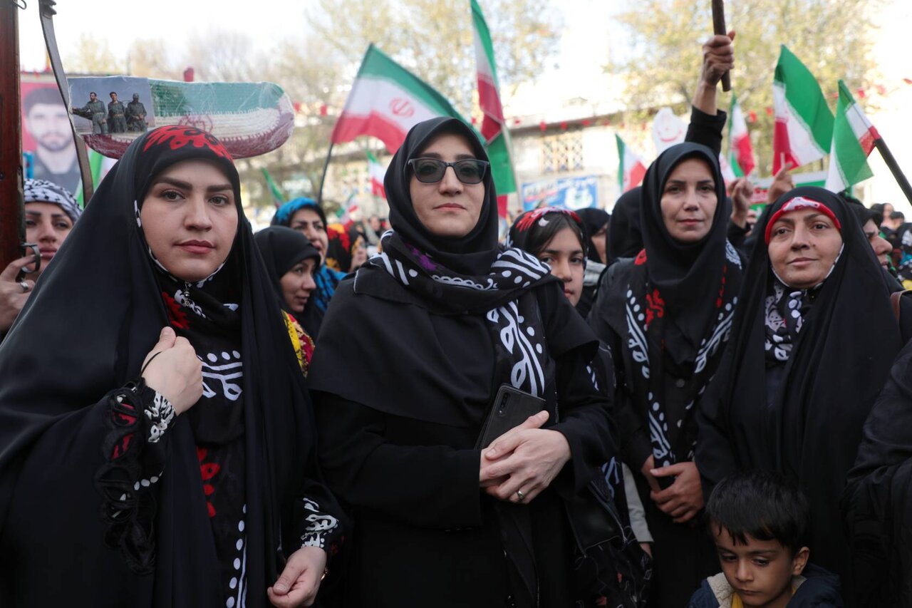 بانوان لرستانی در گردهمایی «دا»؛
