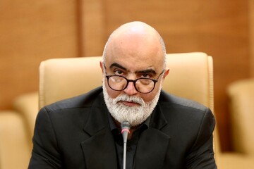 علیرضا زندوکیلی- مدیرکل کتابخانه های عمومی استان تهران-محفل سراسری شعرخوانی"نیمکت های آسمانی"در کتابخانه مرکزی پارک شهر