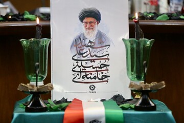 محفل سراسری شعرخوانی"نیمکت های آسمانی"در کتابخانه مرکزی پارک شهر