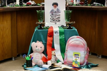 محفل سراسری شعرخوانی"نیمکت های آسمانی"در کتابخانه مرکزی پارک شهر
