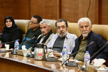 محفل سراسری شعرخوانی"نیمکت های آسمانی"در کتابخانه مرکزی پارک شهر