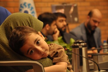 محفل «نیمکت های آسمانی» در رشت