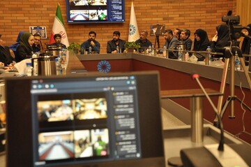 محفل «نیمکت های آسمانی» در رشت