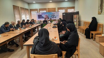 طنین «نیمکت‌های آسمانی» در کتابخانه‌ عمومی پانزده خرداد شهرستان پیشوا
