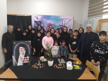 محفل شعرخوانی «نیمکت‌های آسمانی»،در اربعین شهادت مظلومانه دانش‌آموزان مدرسه میناب در کتابخانه جدّا شهرستان ری