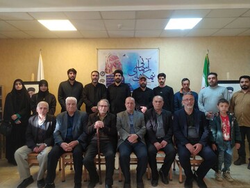 نوای شعر ، محفل نیمکتهای آسمانی در کتابخانه های لرستان طنین انداز شد